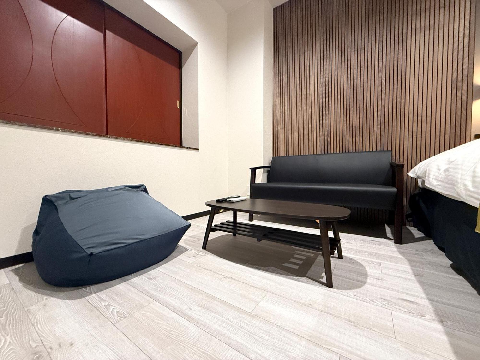 Hotel Hyper (Adults Only) Osaka Exterior photo